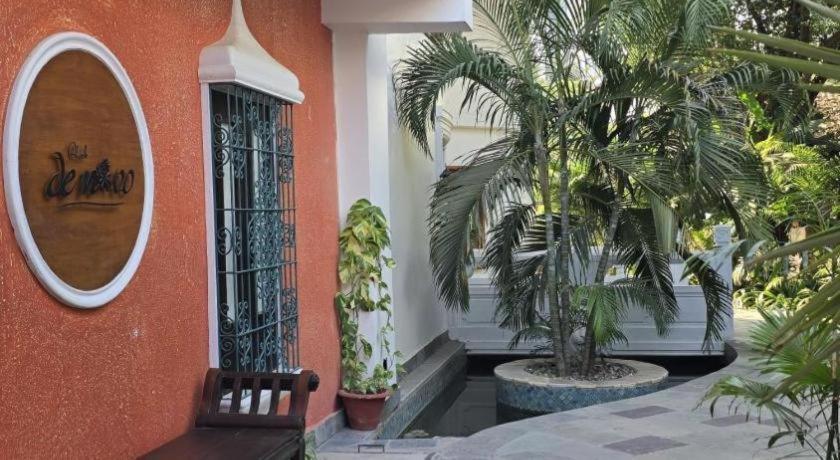 Готель Club Denovo Butwal Екстер'єр фото